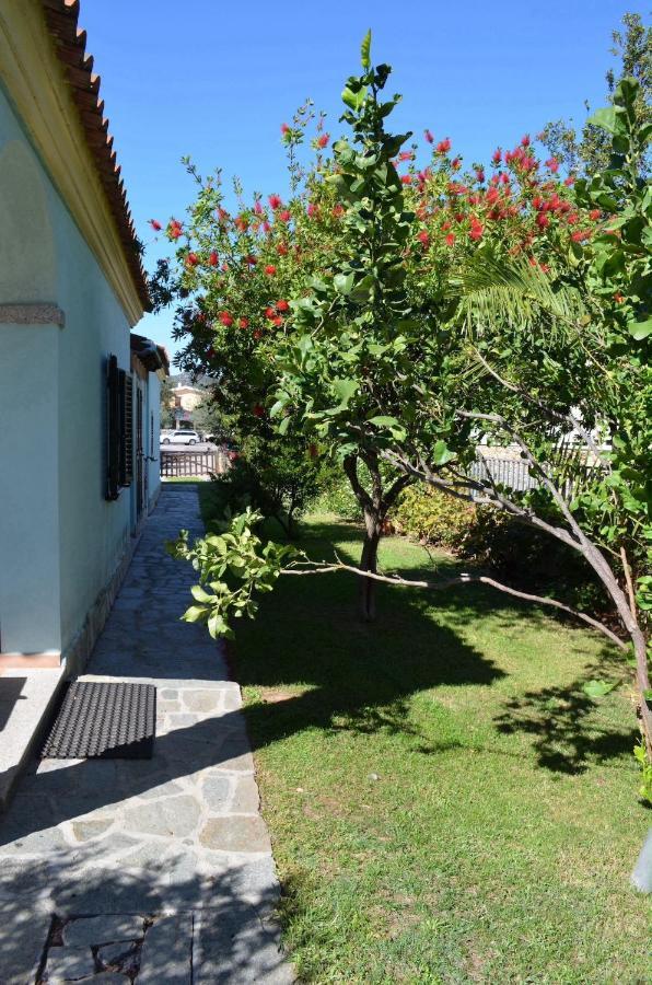 Iss Travel, La Padula - Apartments With Private Veranda And Parking سان تيودورو المظهر الخارجي الصورة
