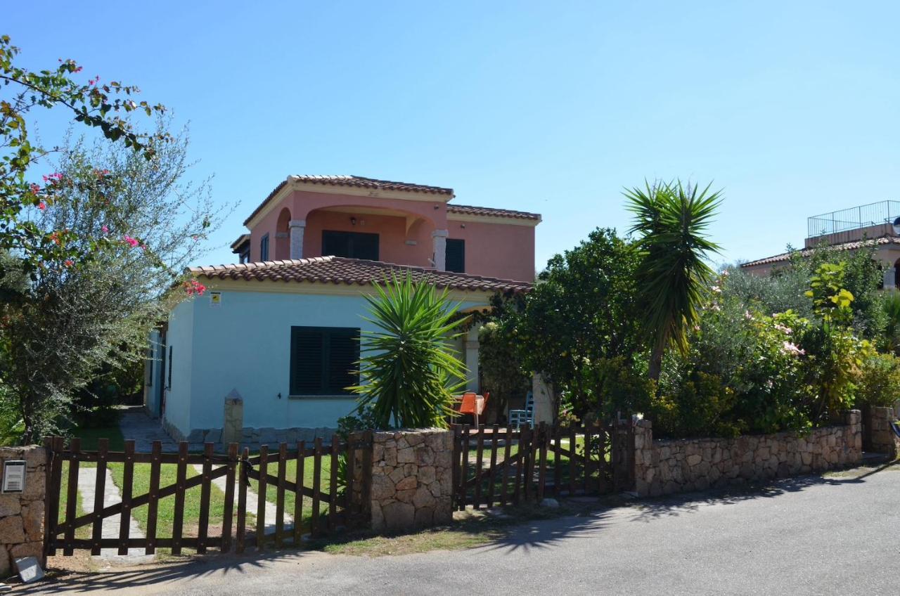 Iss Travel, La Padula - Apartments With Private Veranda And Parking سان تيودورو المظهر الخارجي الصورة